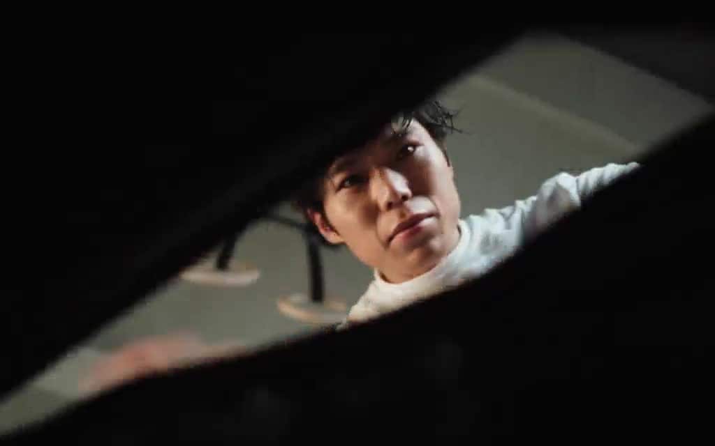 앰배서더와 함께한 아이코닉 스타일